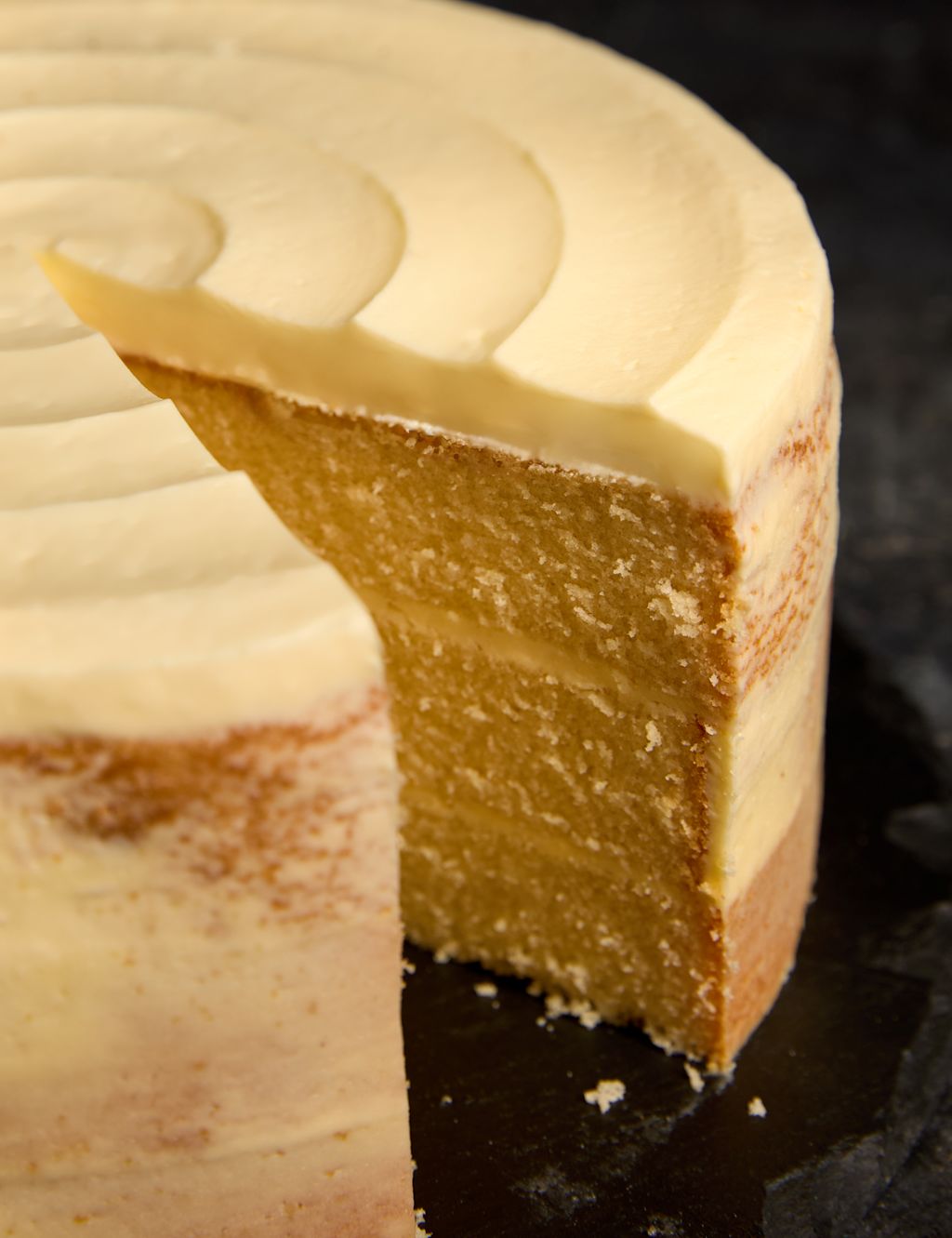 Vanilla Naked Cake Serves 24 M S