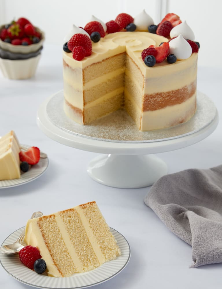 Vanilla Naked Cake Serves M S