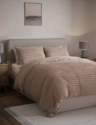 

M&S Collection Cloud Fleece Ribbed Bedding Set - Natural, Natural