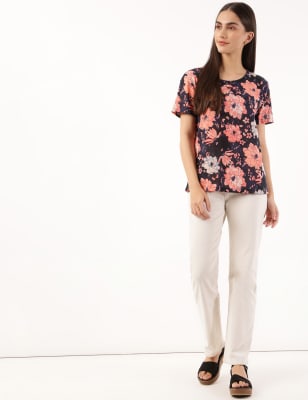 

Marks & Spencer Floral Print Crew Neck T-shirt (FEMALE, DARK BLUE MIX, 8)