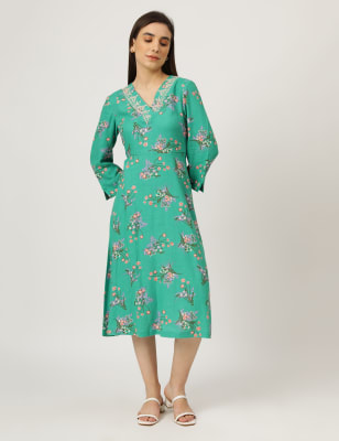 

Marks & Spencer Linen Mix Floral Print V-Neck Dress (FEMALE, GREEN MIX, 8)
