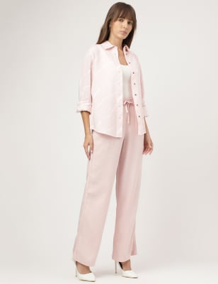 

Marks & Spencer Linen Mix Plain Straight Leg Casual Pant (FEMALE, PINK SHELL, 12-REG)