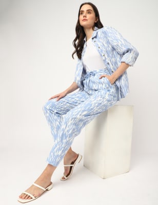 

Marks & Spencer Linen Mix Printed Tapered Fit Trouser (FEMALE, MEDIUM BLUE, 6-REG)