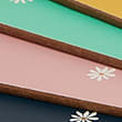 Set of 4 Daisy Placemats & 4 Coasters, MULTI, swatch