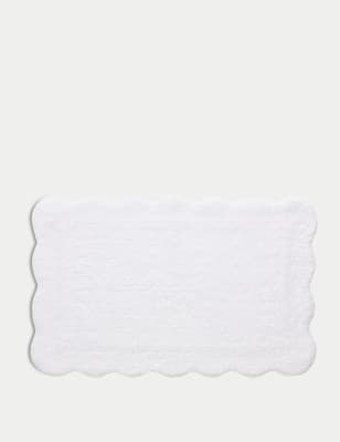 

M&S Collection Pure Cotton Scalloped Bath Mat - White, White