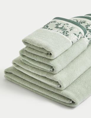 

M&S Collection Pure Cotton Woven Floral Towel - Forest Green, Forest Green