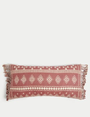 

M&S X Fired Earth Gewebtes Outdoor-Nackenkissen „Jaipur Bassi“ - Staubige Zeder, Staubige Zeder