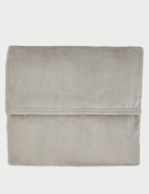 

M&S Collection Fleece Throw - Light Grey, Light Grey