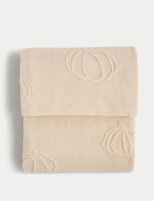 

M&S Collection Fleece Pumpkin Throw - Cream, Cream