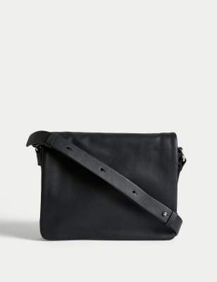 

M&S Collection Bolso estilo messenger de pielWomens - Negro, Negro