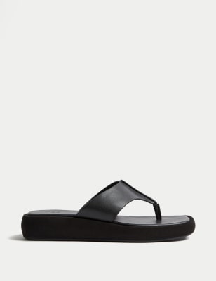 

Womens M&S Collection Sandalen mit flachem Absatz und Zehensteg - Black, Black