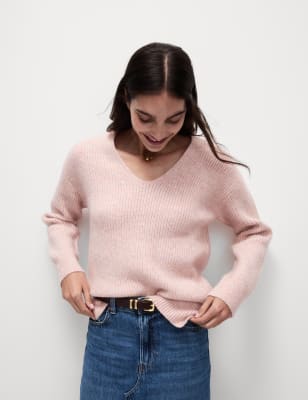 

Womens M&S Collection Gerippter Pullover aus Wolkengarn mit V-Ausschnitt und geschlitztem Saum - Pink Mix, Pink Mix