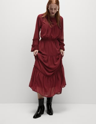 

Womens M&S Collection Chiffon Round Neck Midaxi Waisted Dress - Burgundy, Burgundy