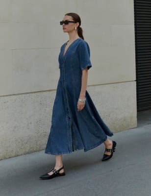 

M&S Collection Vestido skater a media pierna de escote en pico denim abotonadoWomens, Denim