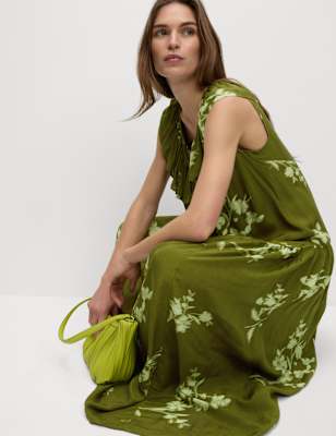 

Womens M&S Collection V-Neck Frill Detail Midaxi Relaxed Dress, Khaki Mix