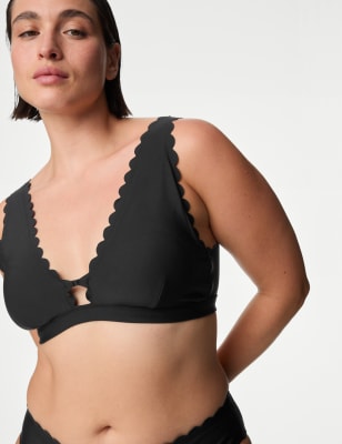 

M&S Collection Parte de arriba de bikini escotada festoneada de neopreno con rellenoWomens - Black, Black