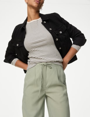 

Womens M&S Collection Schmal zulaufende Hose mit hohem Lyocell™-Anteil - Soft Green, Soft Green