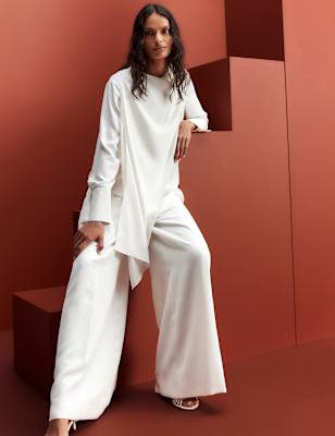 Womens M&S Single Pleat Wide Leg Trousers, Ivory