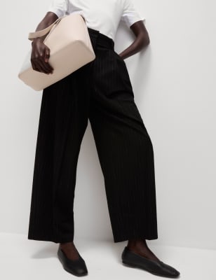 

Womens M&S Collection Hose mit weitem Bein, Bundfalten vorne und Nadelstreifen - Black Mix, Black Mix