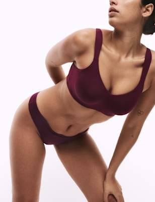 

Womens Body by M&S Flexifit™ Wired Minimiser Bra C-H, Dark Magenta