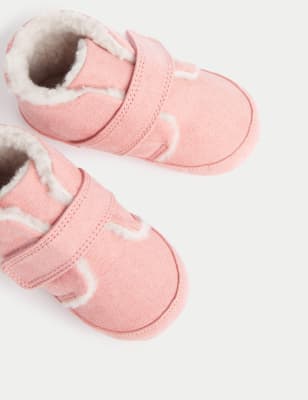 

Unisex,Boys,Girls M&S Collection Baby Riptape Pram Booties (0-18 Months) - Dusty Pink, Dusty Pink