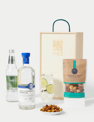 M&S Low Alcohol Distilled Botanical Spirit & Tonic Gift Box