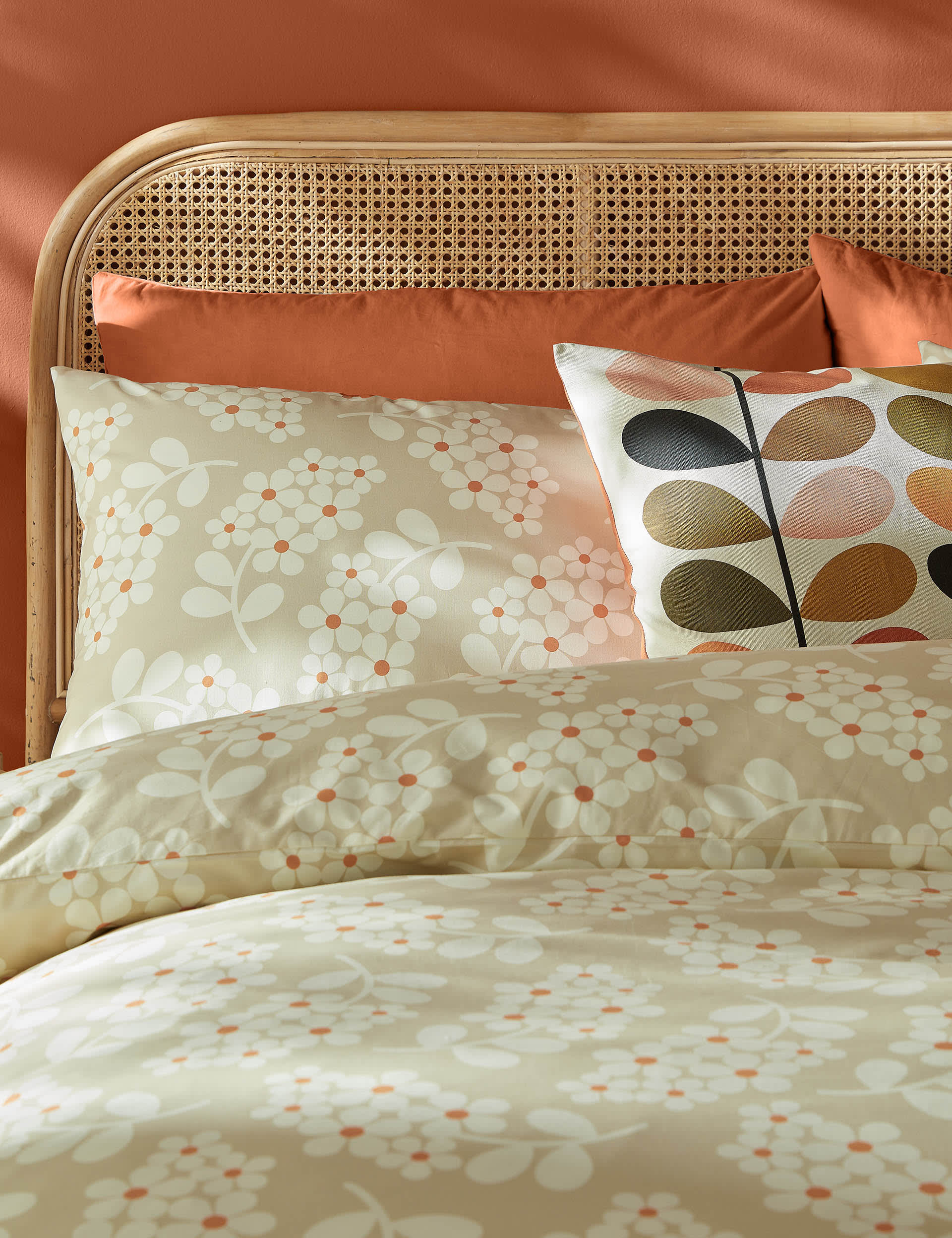 Orla Kiely Pure Cotton Wisteria Bedding Set - SGL - Taupe, Taupe