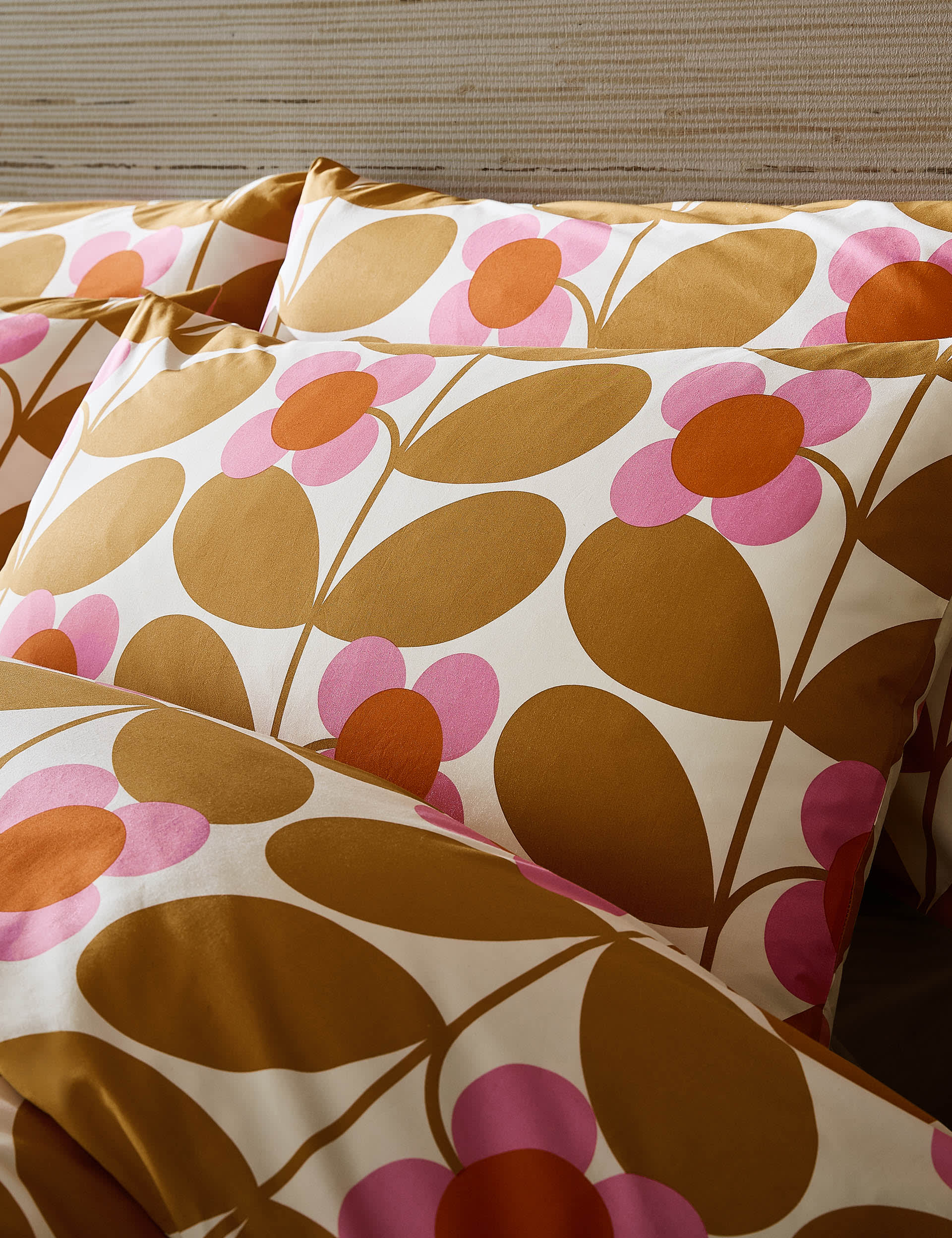 Orla Kiely Pure Cotton Stem Bloom Bedding Set - 6FT - Saffron, Saffron