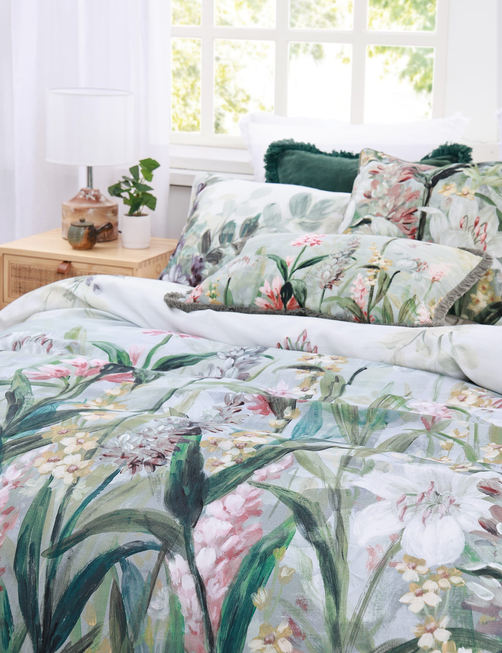 Mm Linen Sateen Hathaway Bedding Set - 5FT - Multi, Multi