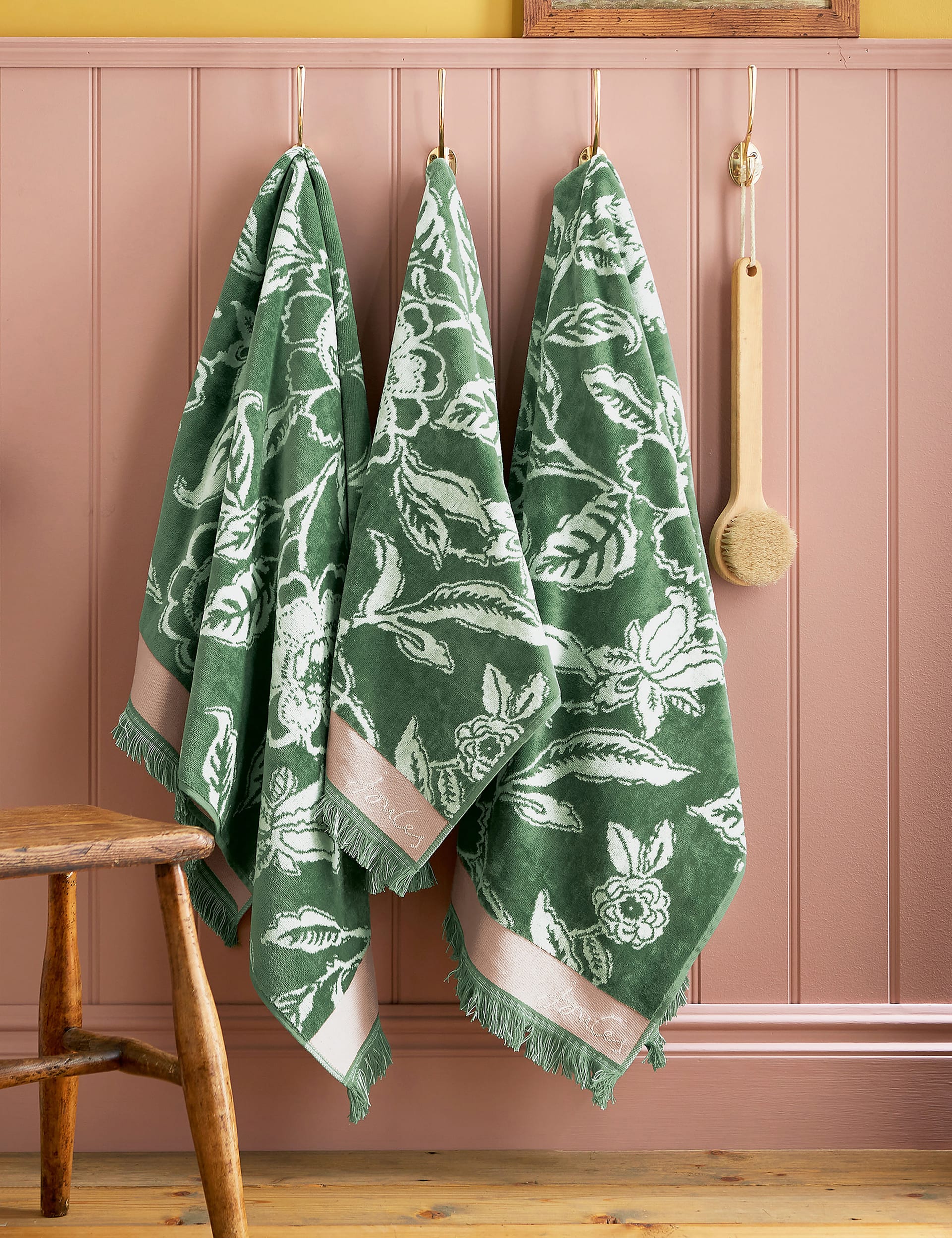 Joules Pure Cotton Juliette Floral Fringed Towel - HAND - Green, Green