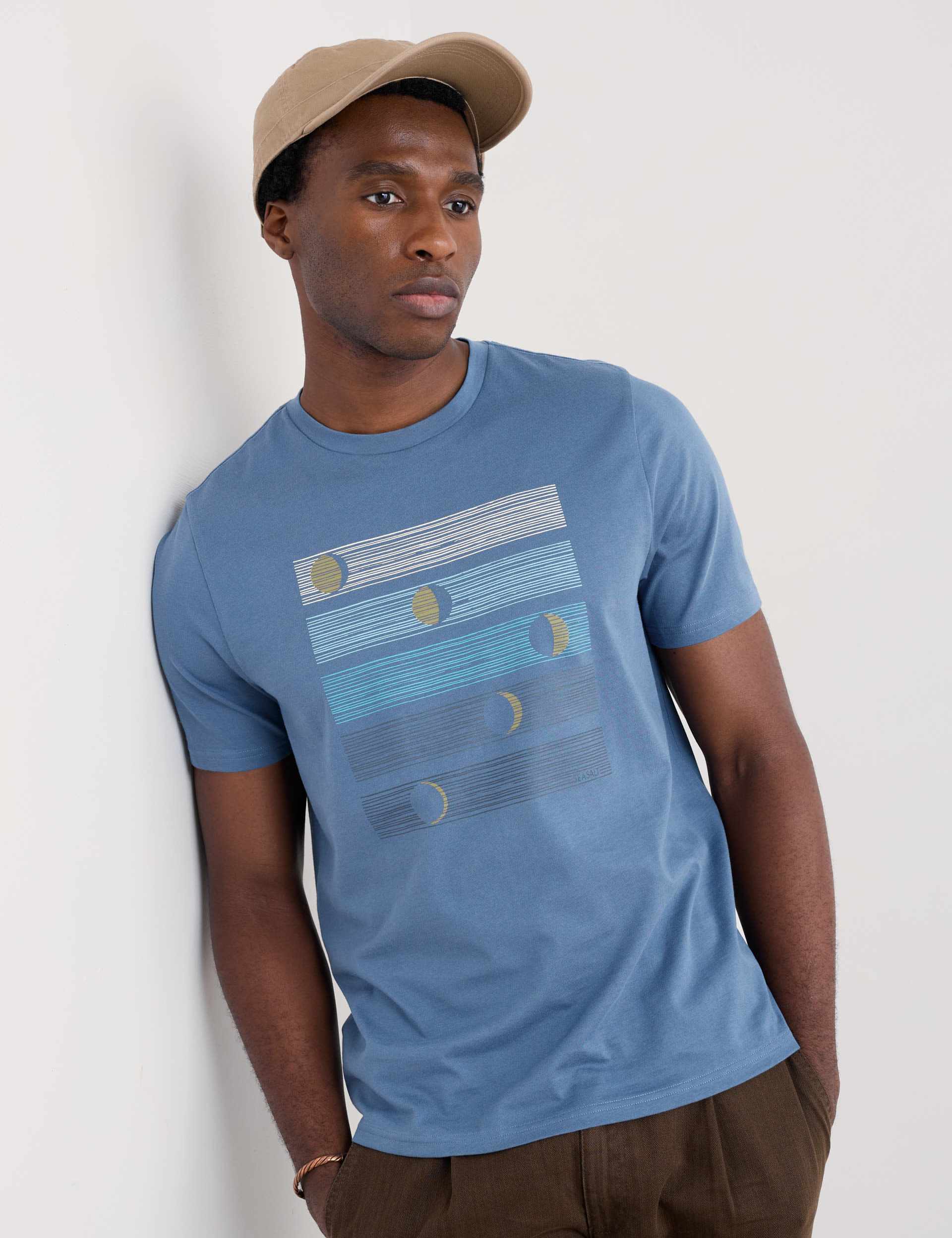 Seasalt Cornwall Men's Pure Cotton Moon Graphic Crew Neck T-Shirt - Blue Mix, Blue Mix