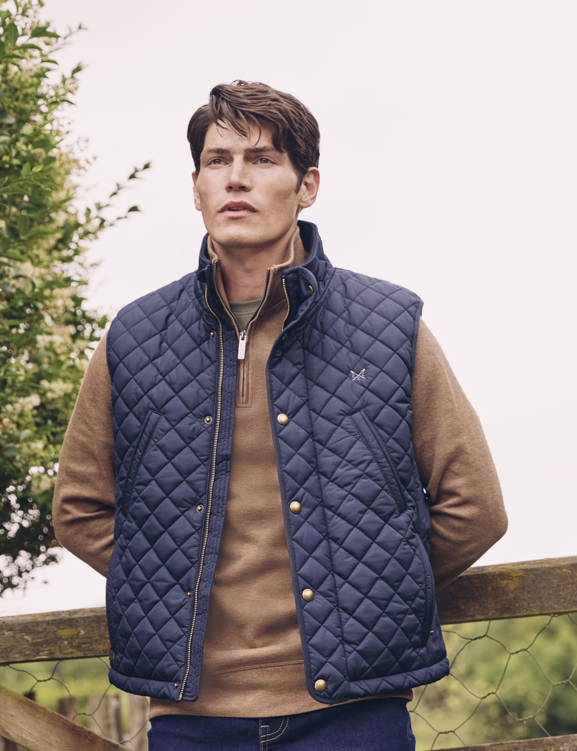 Crew Clothing Men's Corleigh Quilted Gilet - Dark Navy, Dark Navy