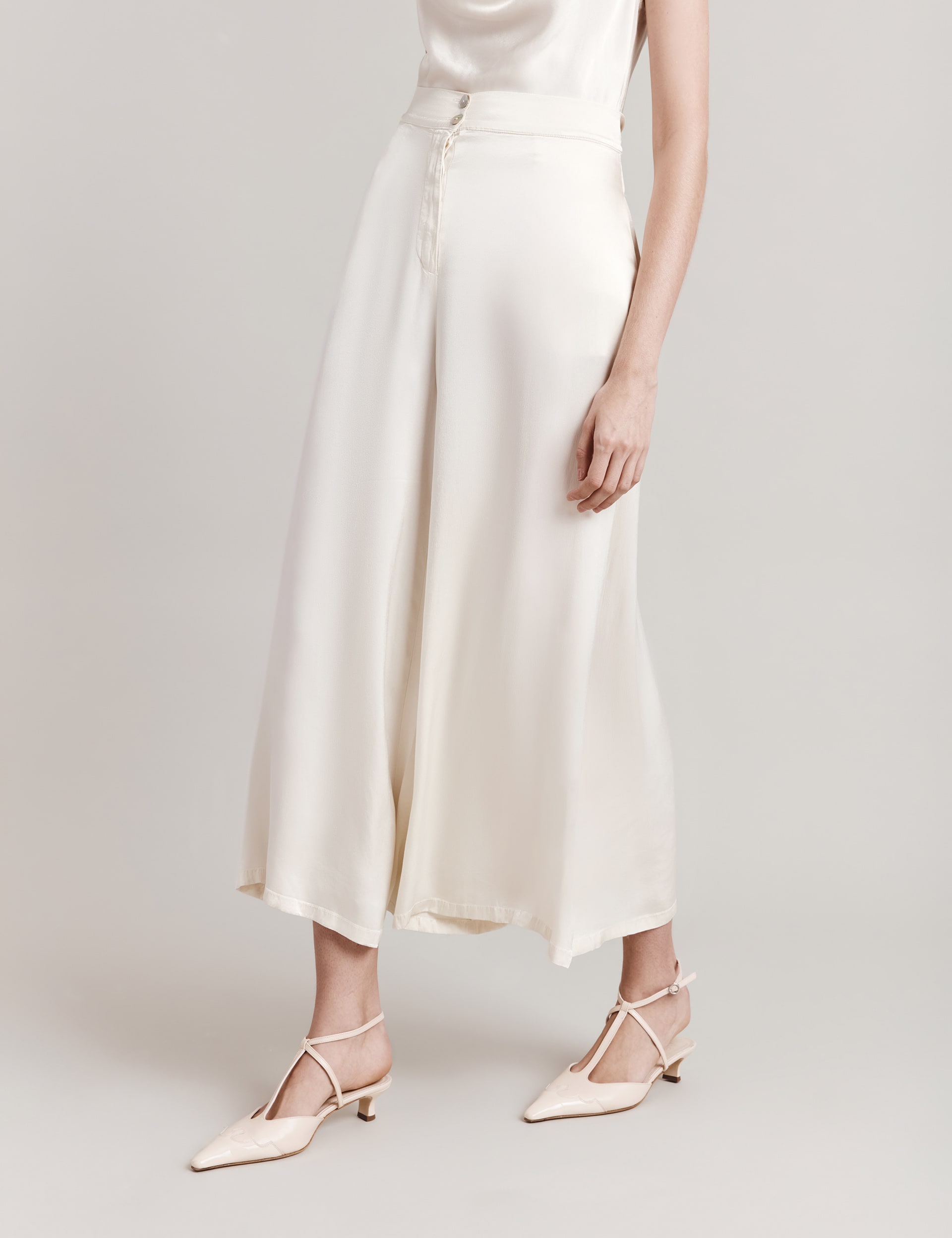 Ghost Women's Satin Wide Leg Cropped Trousers - Ivory, Ivory