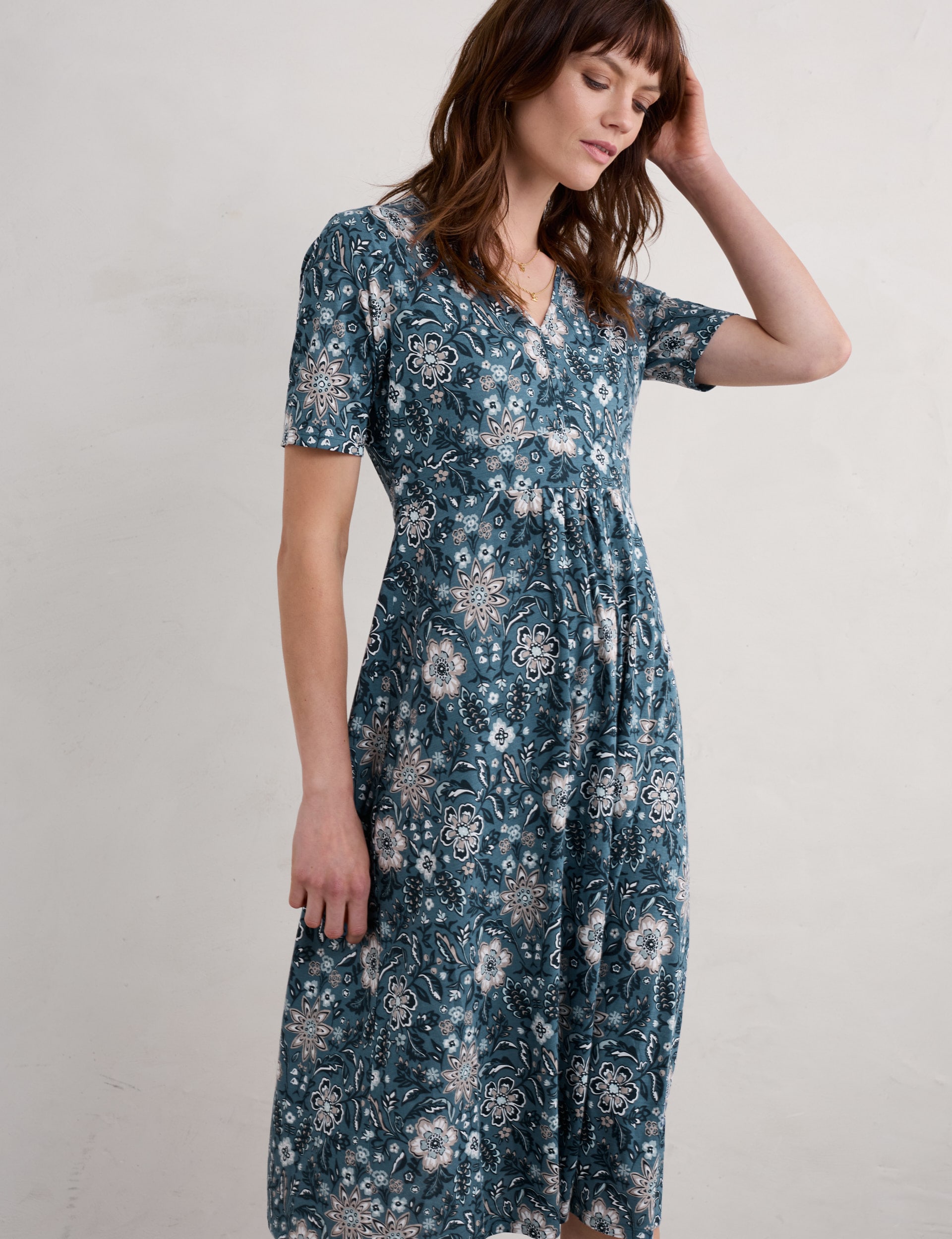 Seasalt Cornwall Women's Cotton Blend Floral V-Neck Midi Waisted Dress - 16REG - Blue Mix, Blue Mix