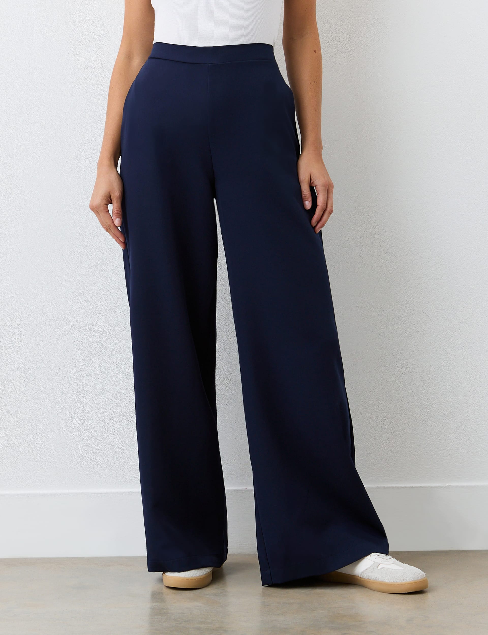 Finery London Women's Elasticated Waist Wide Leg Trousers - 18REG - Navy, Black,Navy