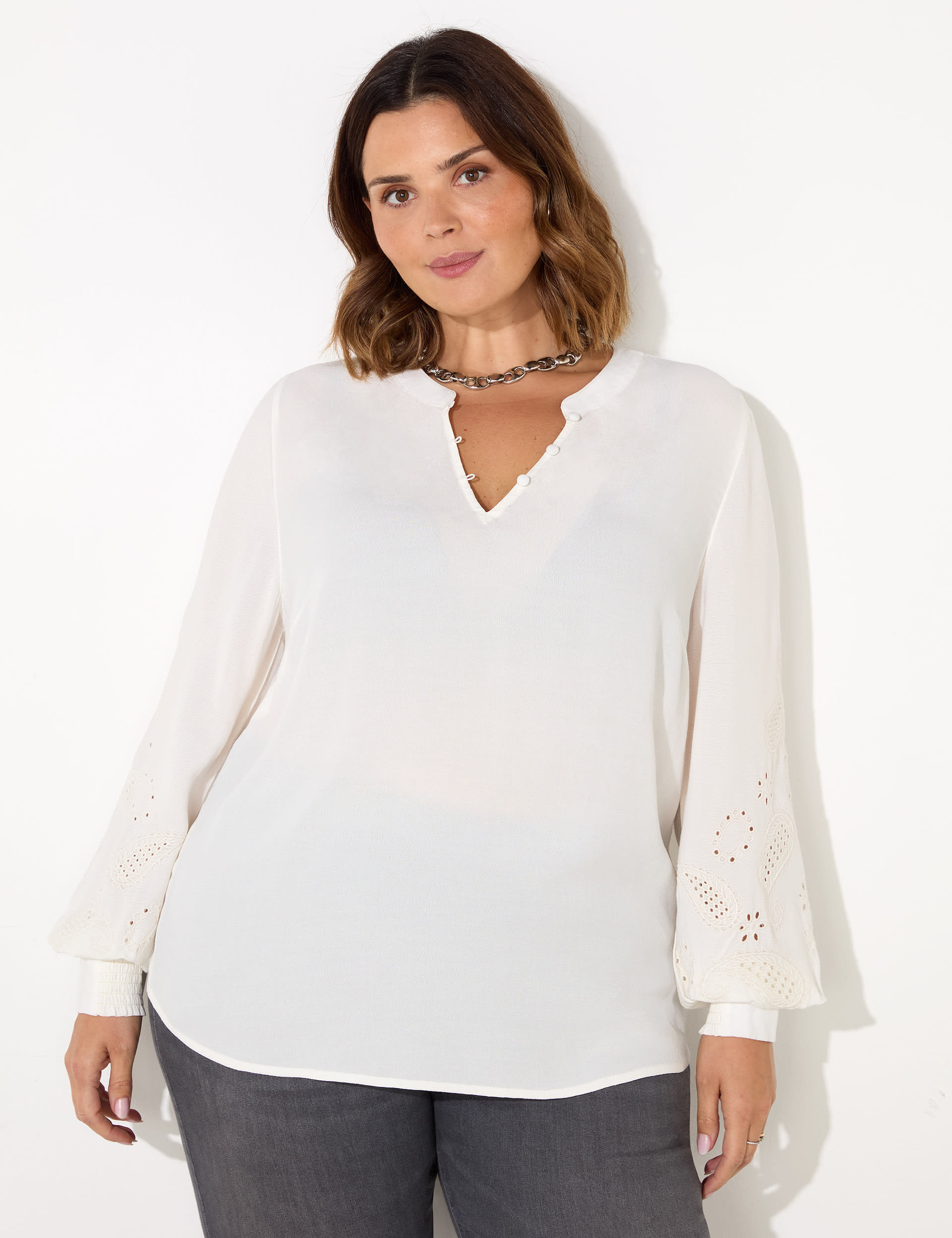 Live Unlimited London Women's Crepe Embroidered Notch Neck Blouse - 22 - White, White