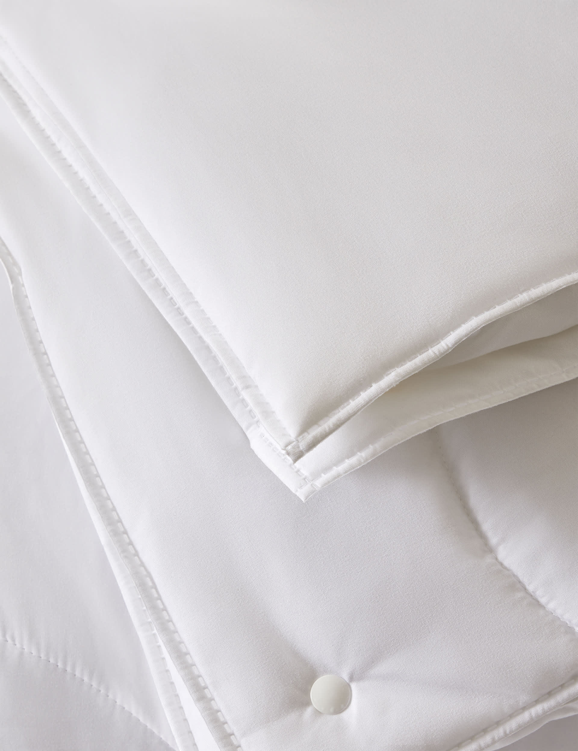 M&S Collection Anti Allergy Plus 13.5 All Seasons Tog Duvet - 5FT - White, White