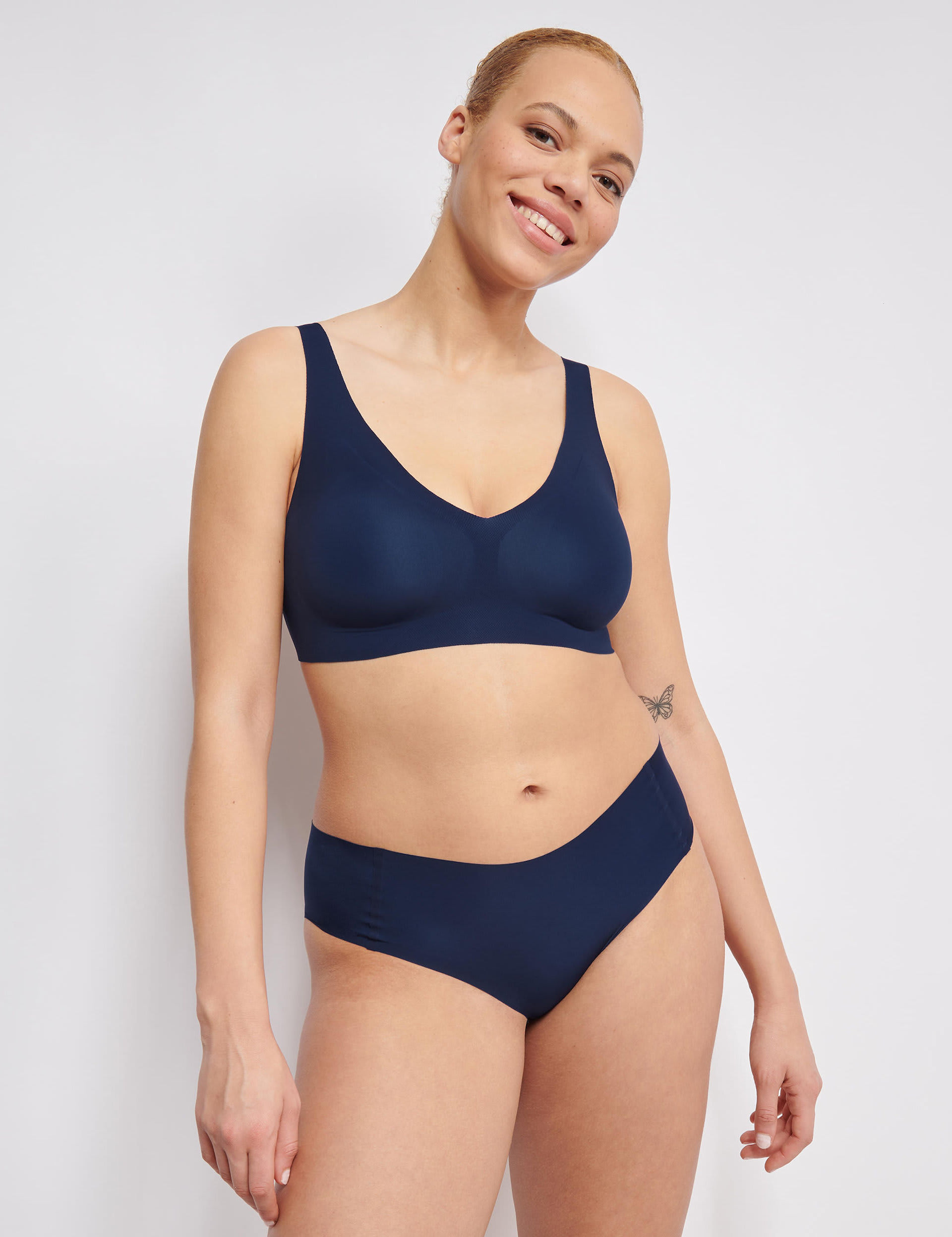 Sloggi Women's Zero Feel 2.0 Seamless Non Wired Bralette - Navy, Brown,White,Black,Navy