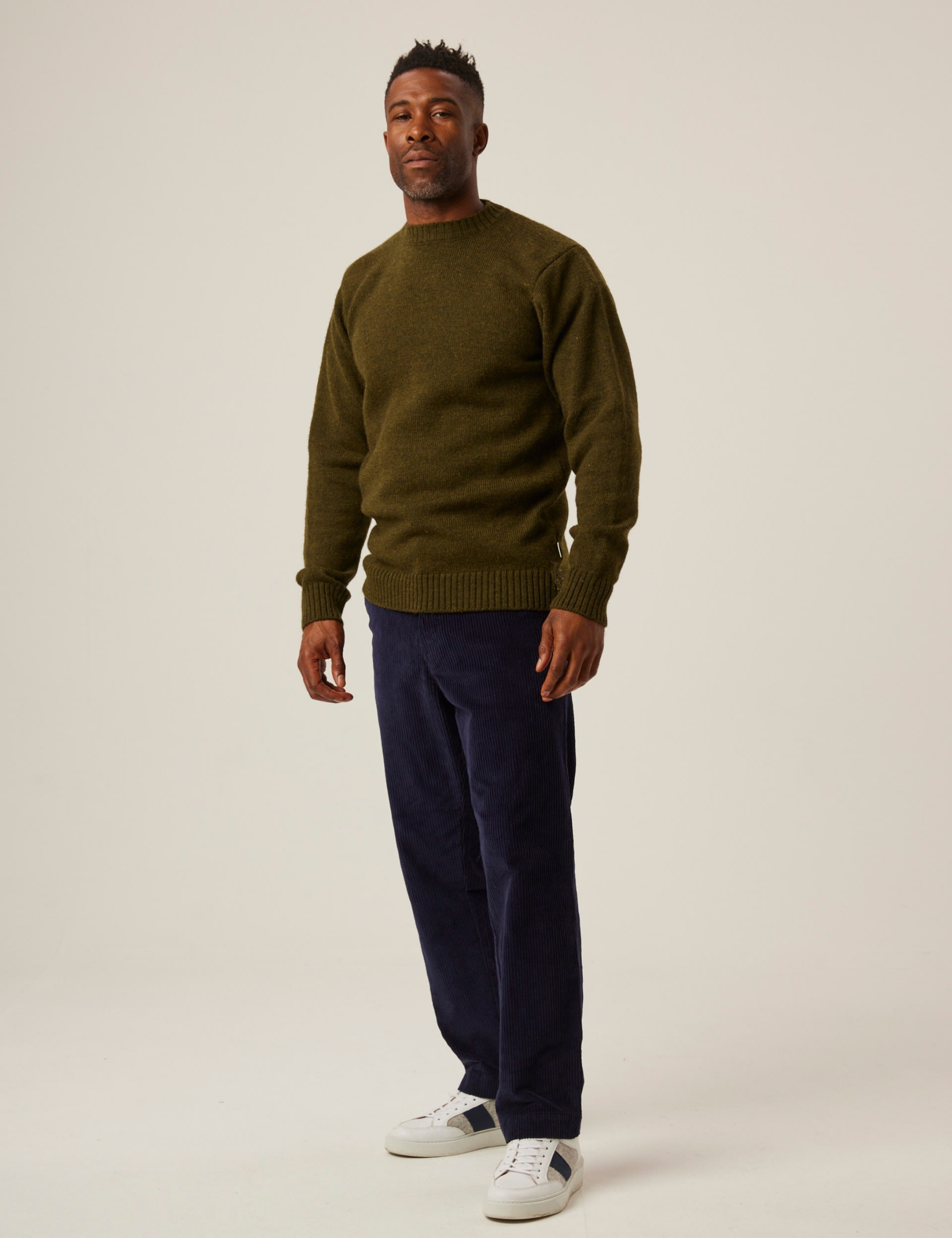 Peregrine Men's Pure Wool Crew Neck Jumper - Khaki, Khaki