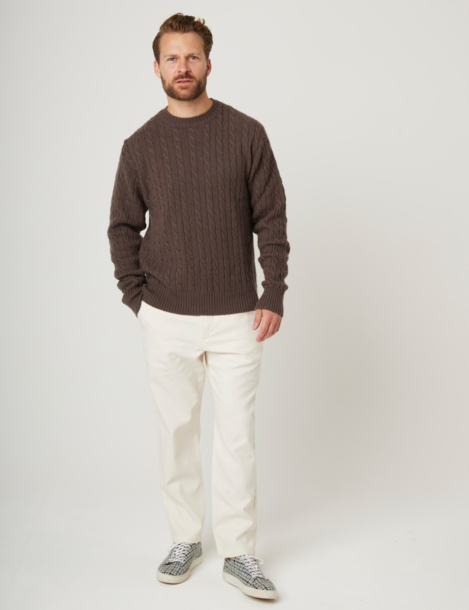 Peregrine Men's Cable Crew Jumper - XL - Brown, Brown,Navy