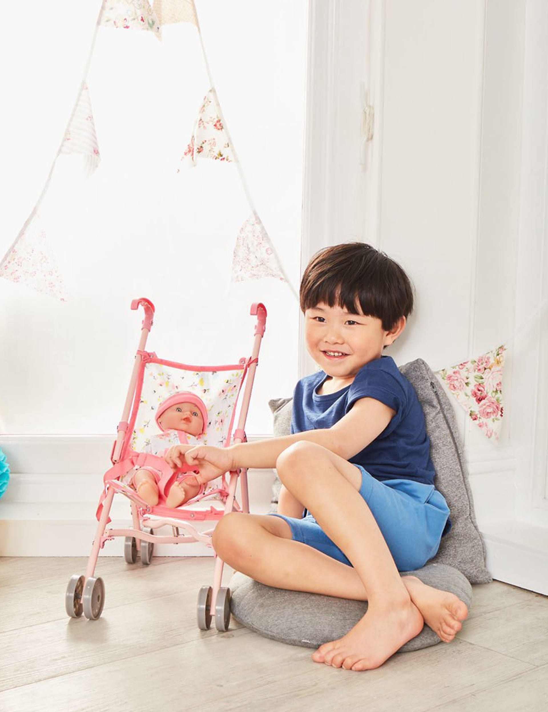 Early Learning Centre Cupcake Stroller and Doll (3-8 yrs)