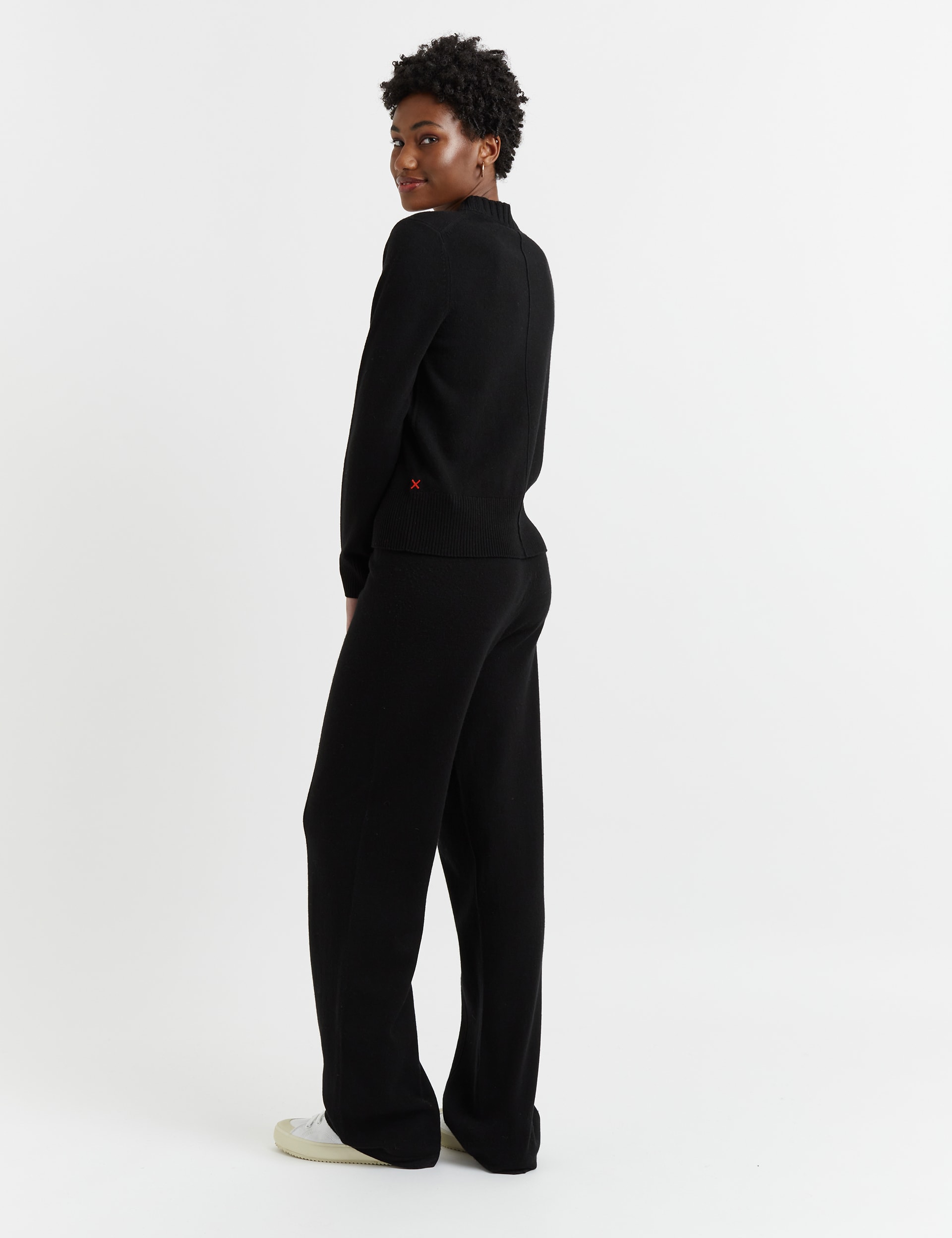 Chinti & Parker Women's Wool Rich Cropped Jumper with Cashmere - Black, Black,Dark Grey,Navy