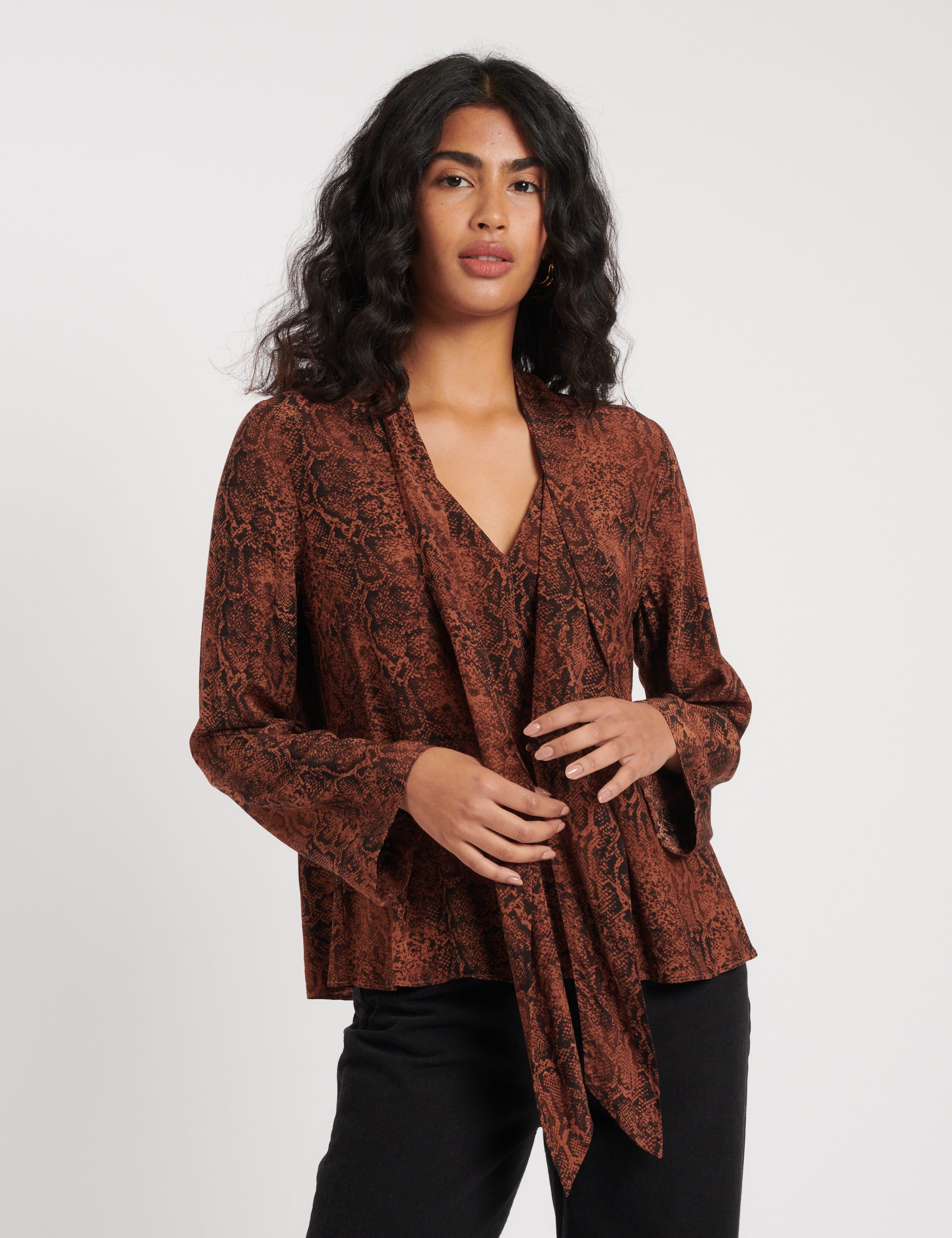 Nobody'S Child Women's Snake Print Scarf Neck Relaxed Blouse - 14 - Brown, Brown