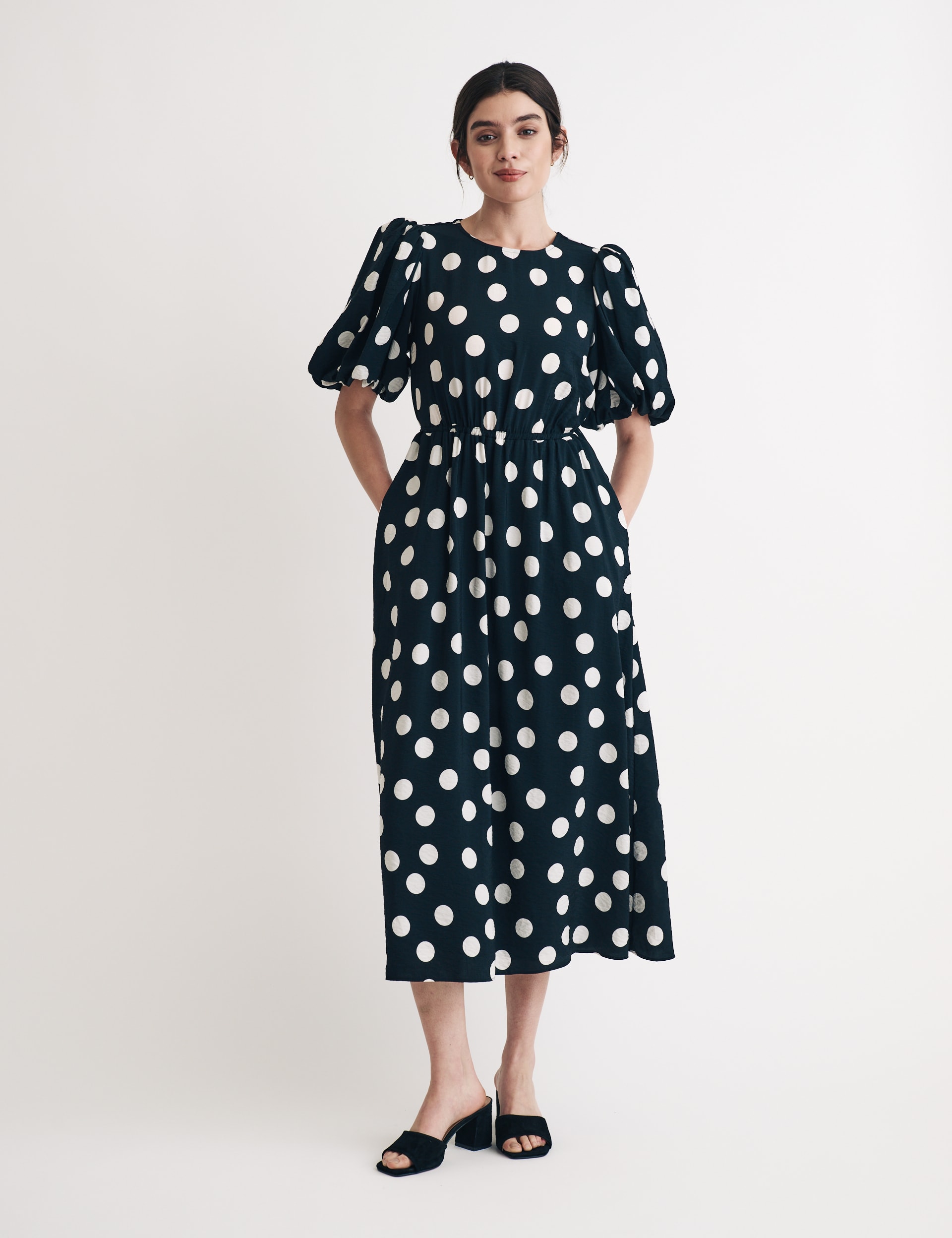 Nobody'S Child Women's Polka Dot Puff Sleeve Midi Waisted Dress - 8 - Black Mix, Black Mix