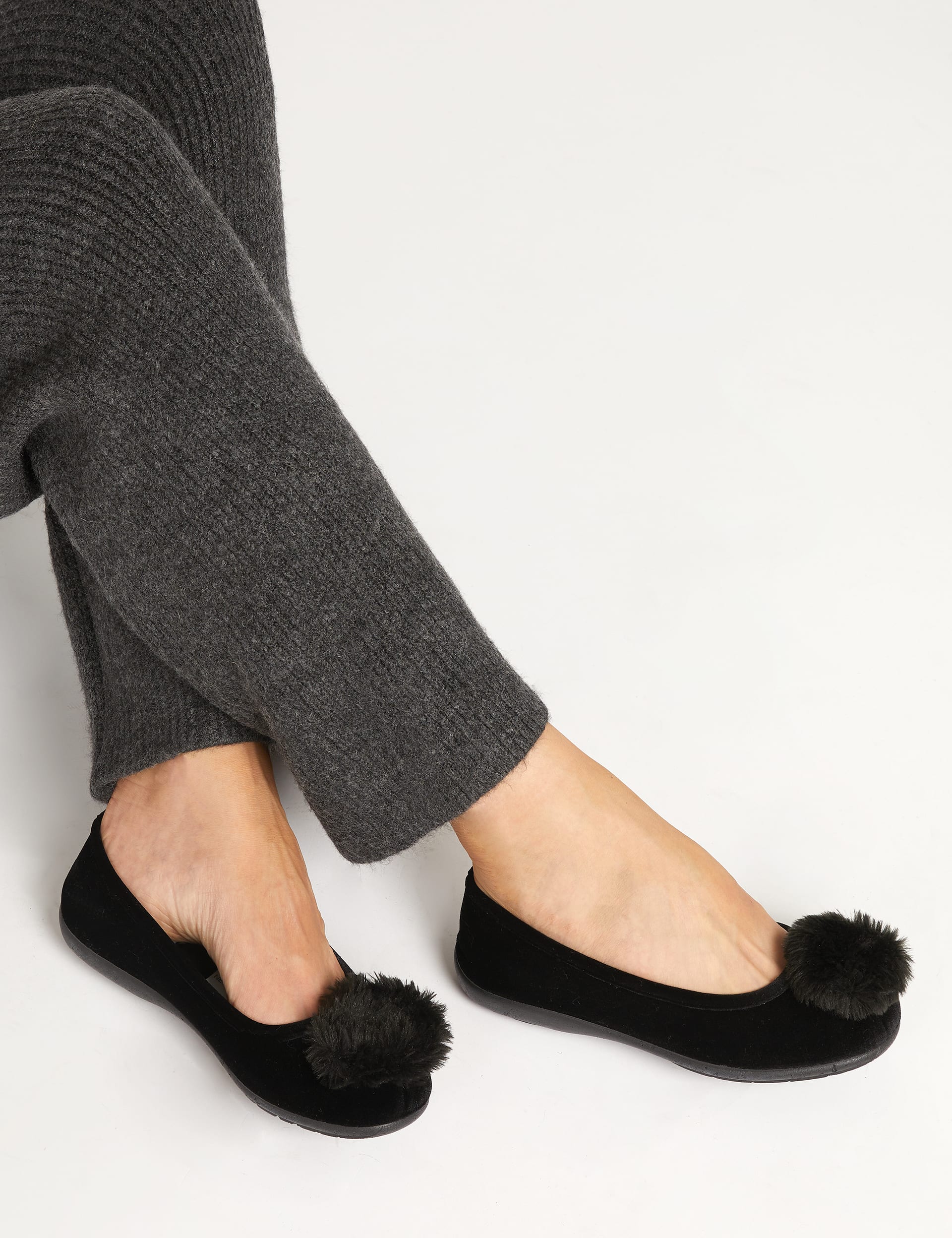 Jones Bootmaker Women's Pom Pom Ballerina Slippers - 7 - Black, Black,Navy