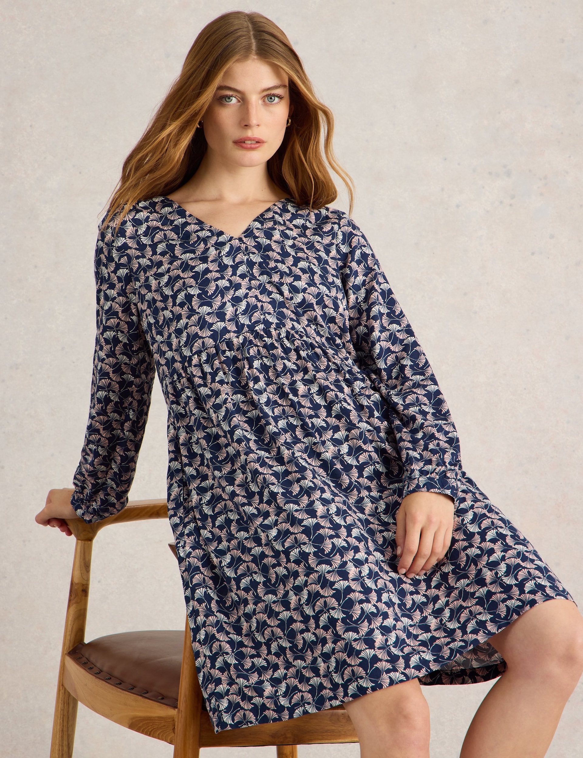 White Stuff Women's Printed V-Neck Mini Waisted Smock Dress - 12REG - Navy Mix, Navy Mix