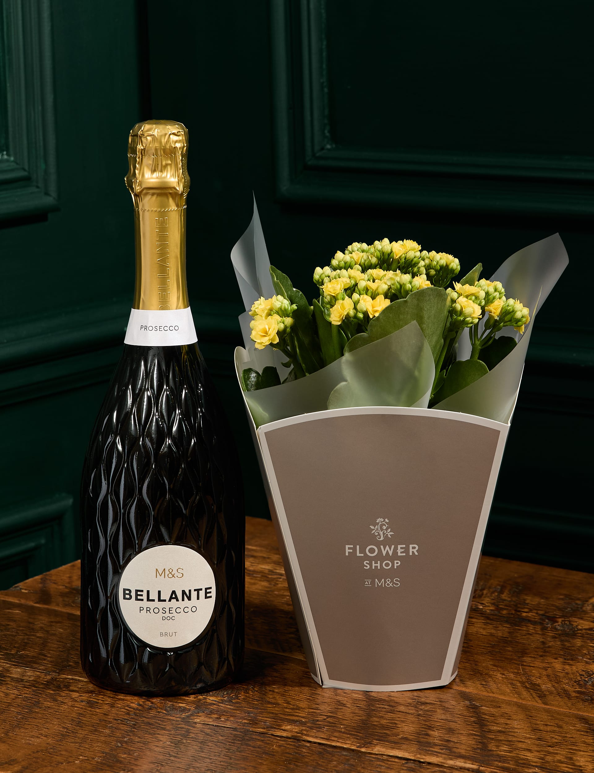 M&S Kalanchoe Gift Bag with Bellante Prosecco image