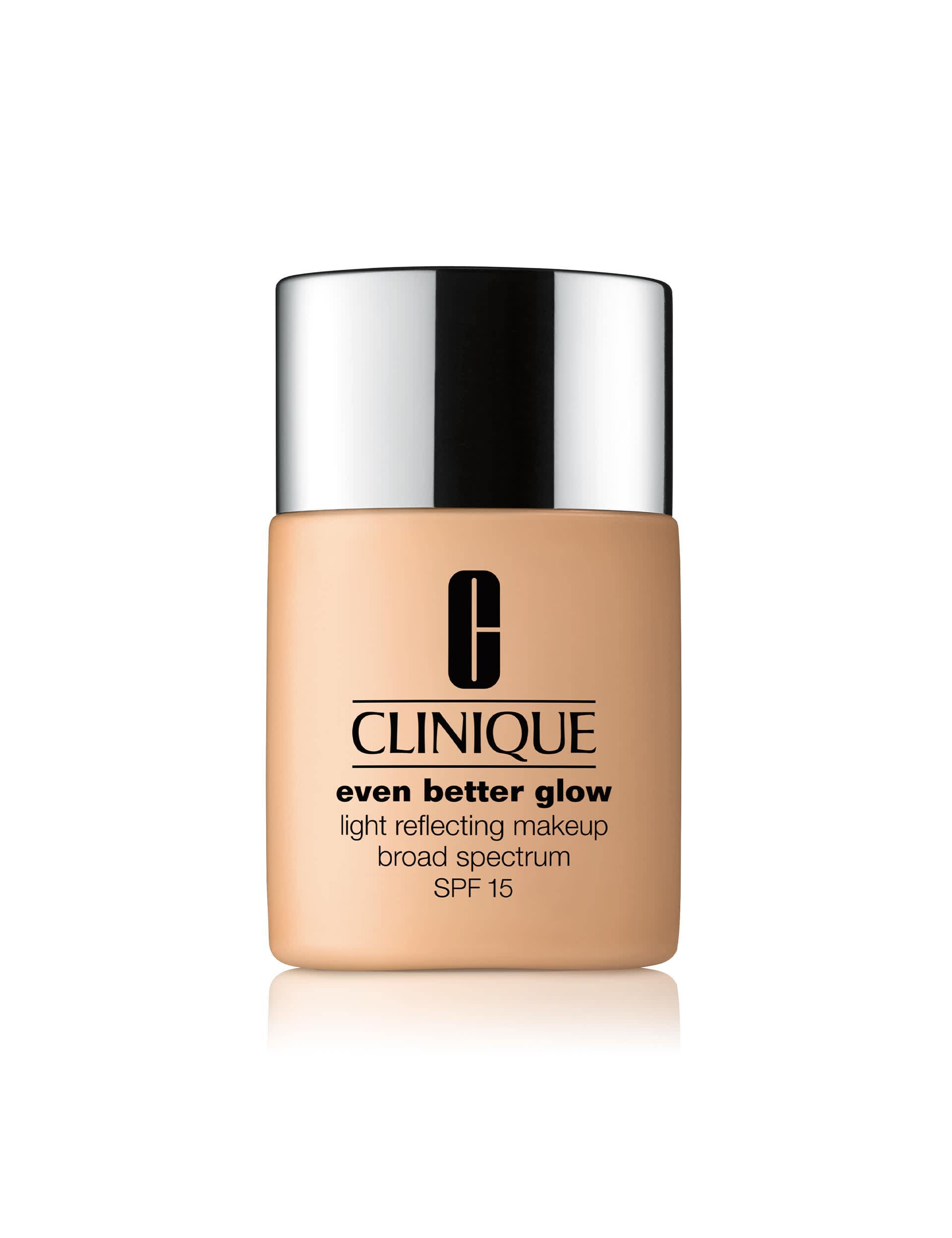 Clinique Women's Even Better Glow Light Reflecting Makeup SPF 15 30ml - Biscuit, Nude Mix,Light Buf