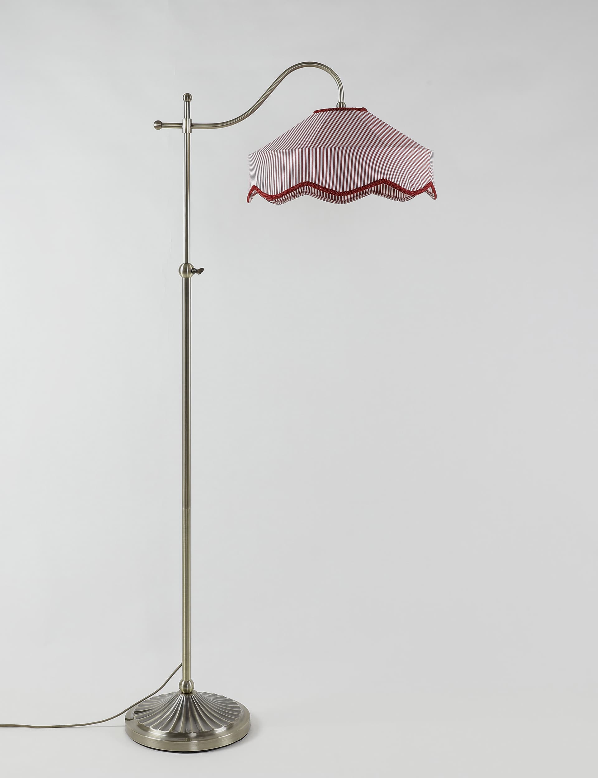 M&S Winnie Floor Lamp - Antique Brass, Antique Brass