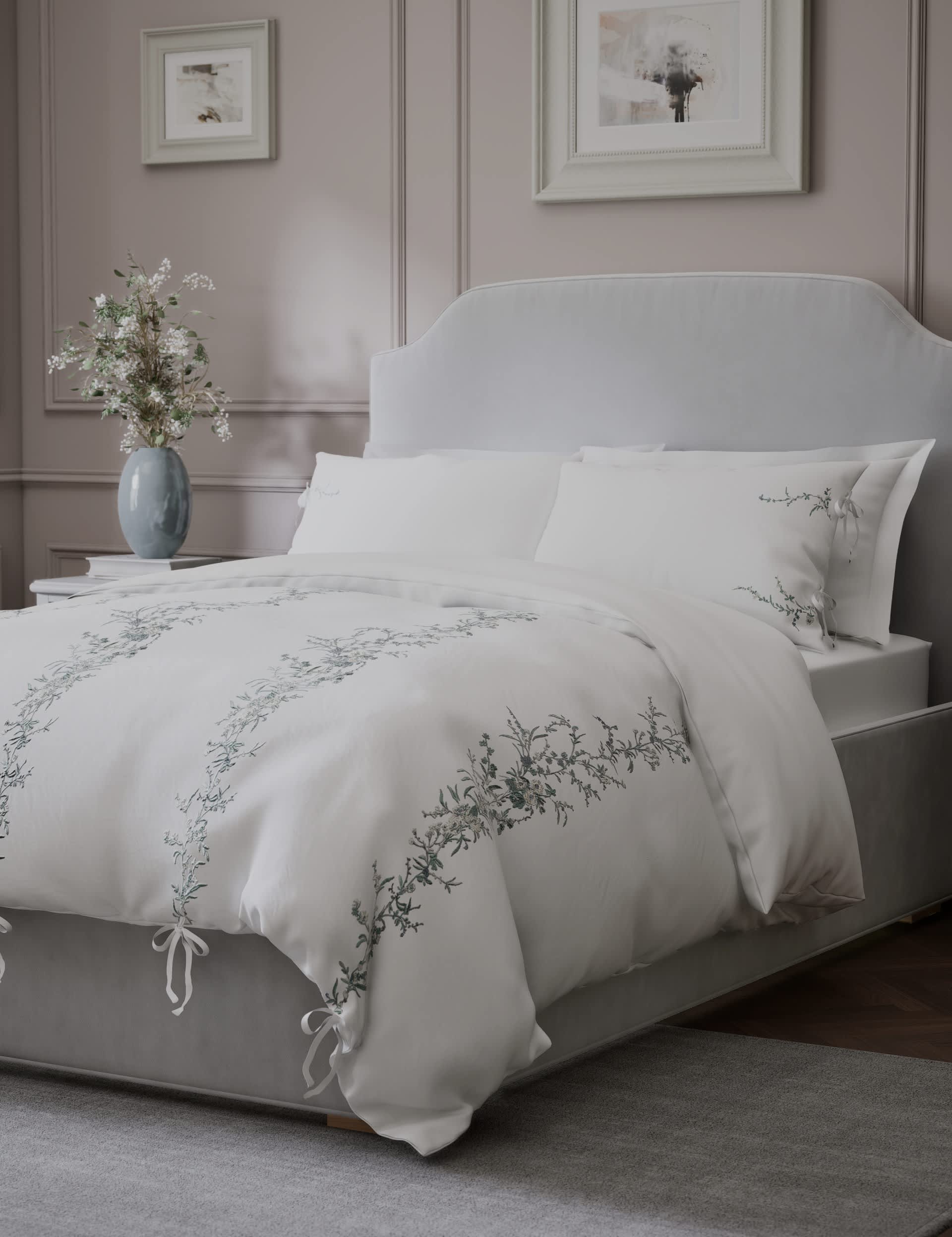 M&S Pure Cotton Tamsin Trailing Blossom Bedding Set